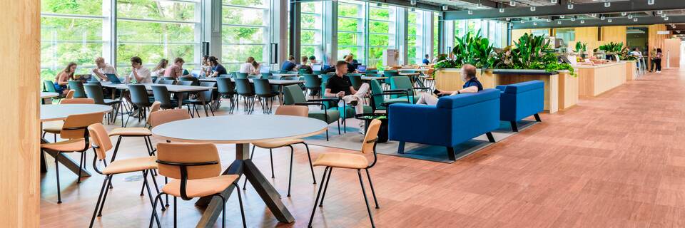 Gispen education project interior view of University of Twente ITC building in Enschede 15A0588