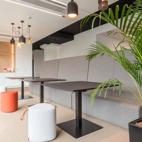 Royal Ahrend office project interior view of EEG in Gullegem SC0105