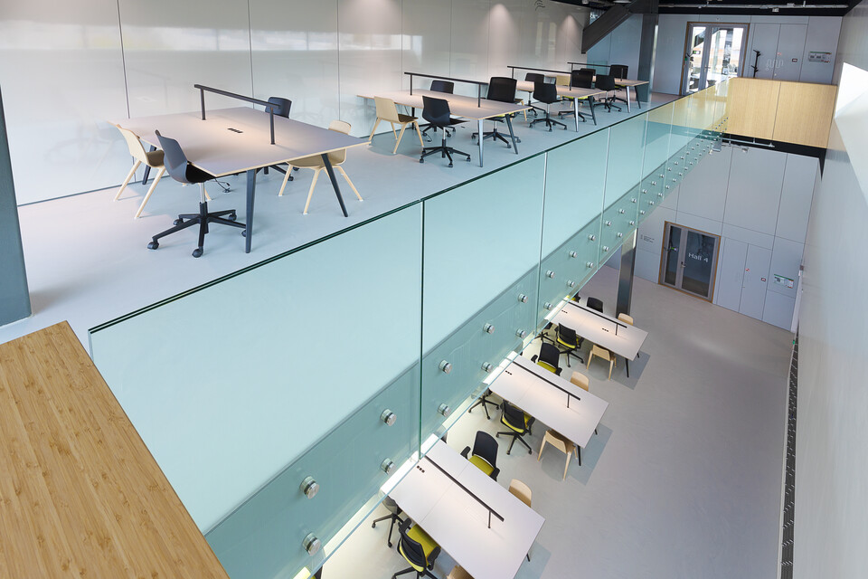 Gispen education project TU Delft Pulse 00A1048