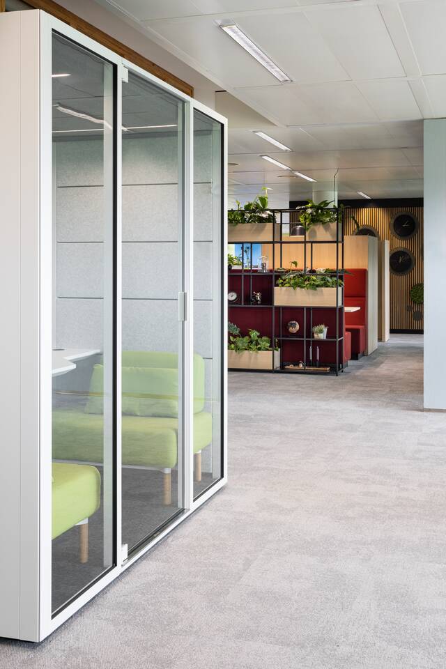 Ahrend office project interior view of NXP in Eindhoven SP05