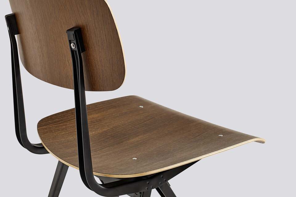 Result Chair Detail 02