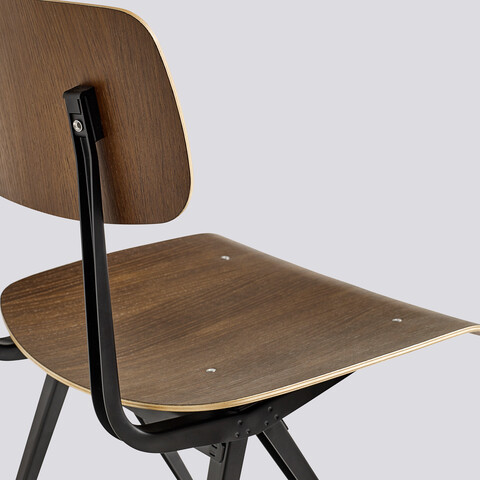 Result Chair Detail 02