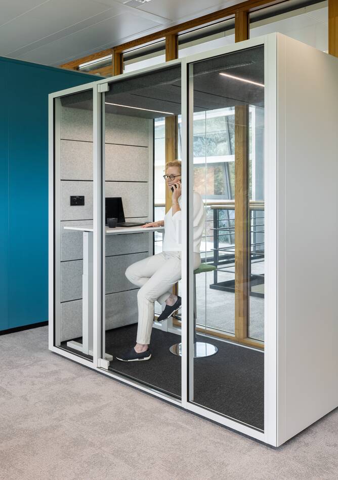 Ahrend office project interior view of NXP in Eindhoven SP13