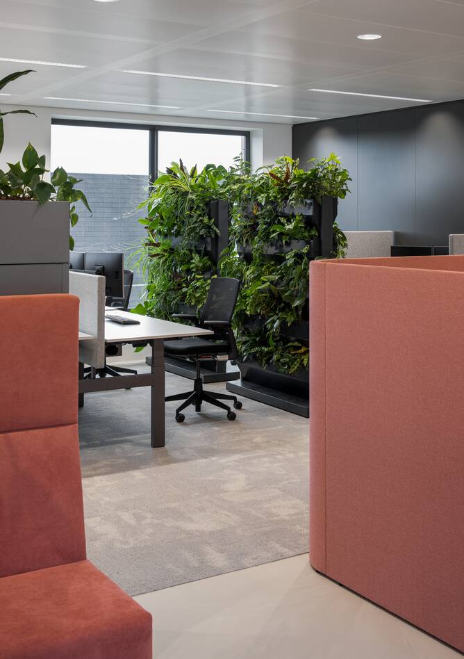 Royal Ahrend office project interior view of NVM in Utrecht SP11