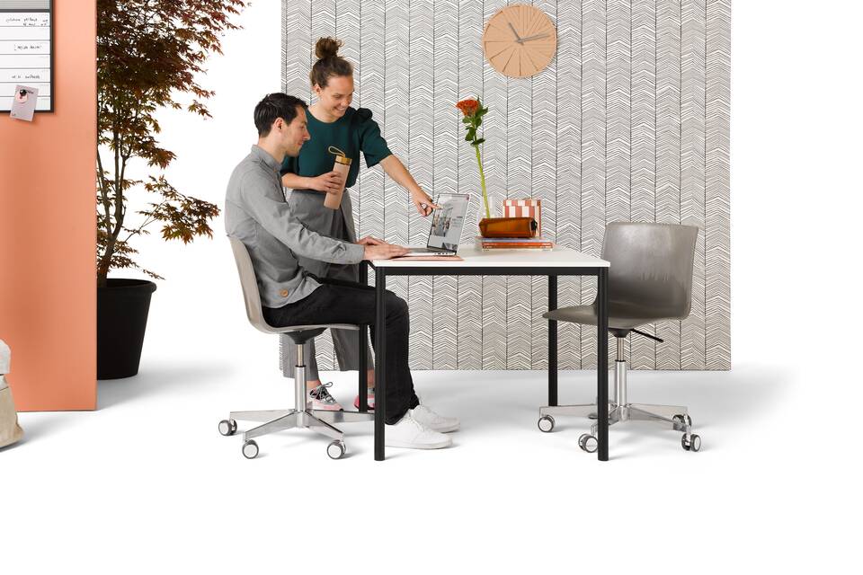 NOMI Work+   squarexxl