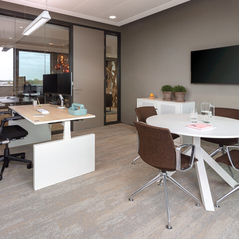 Royal Ahrend office project HumanTotalCare in Son SP04