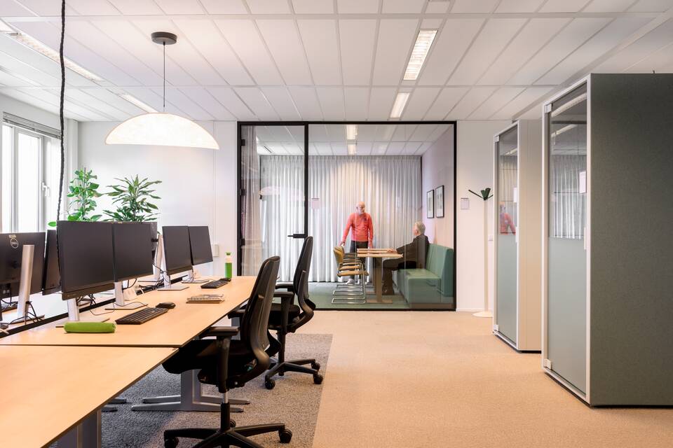 Gispen government project interior view of Rijkshub in Leiden MB07