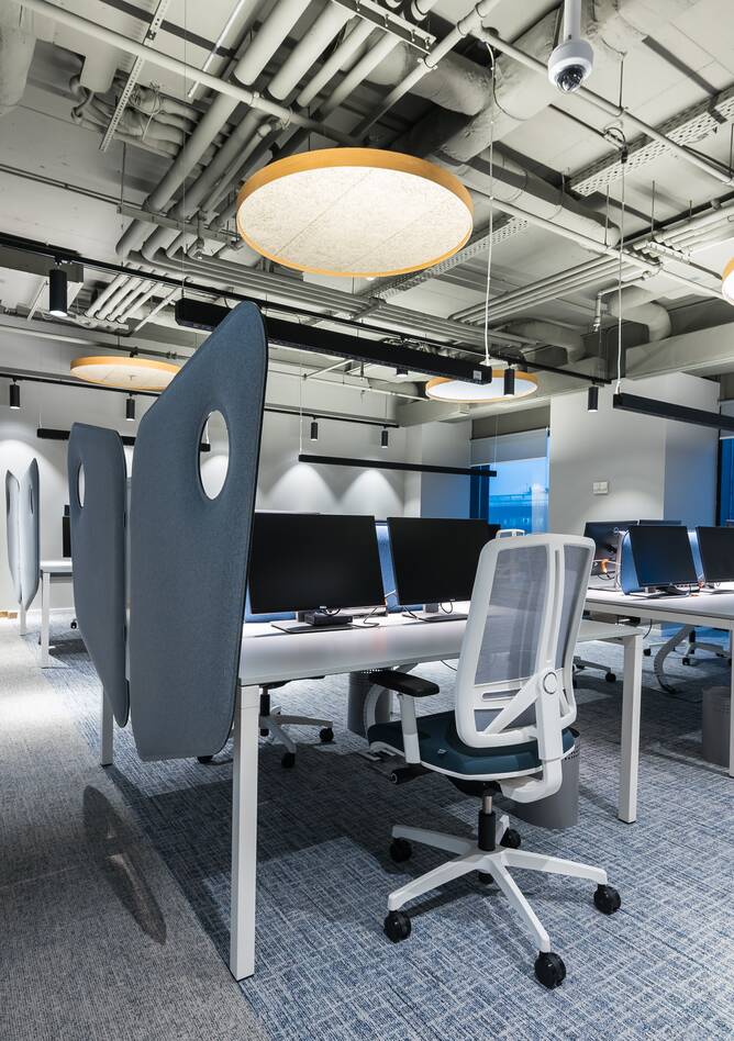 Royal Ahrend office project interior view of Microsoft in Bucharest LV001