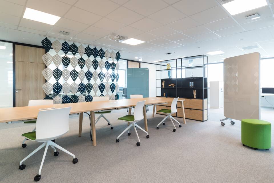 Royal Ahrend office project interior view of Valeo Mobility Tech Center in Creteil France MGU7994