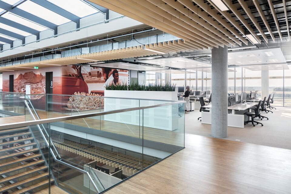 Royal Ahrend office project Vanderlande in Veghel 02