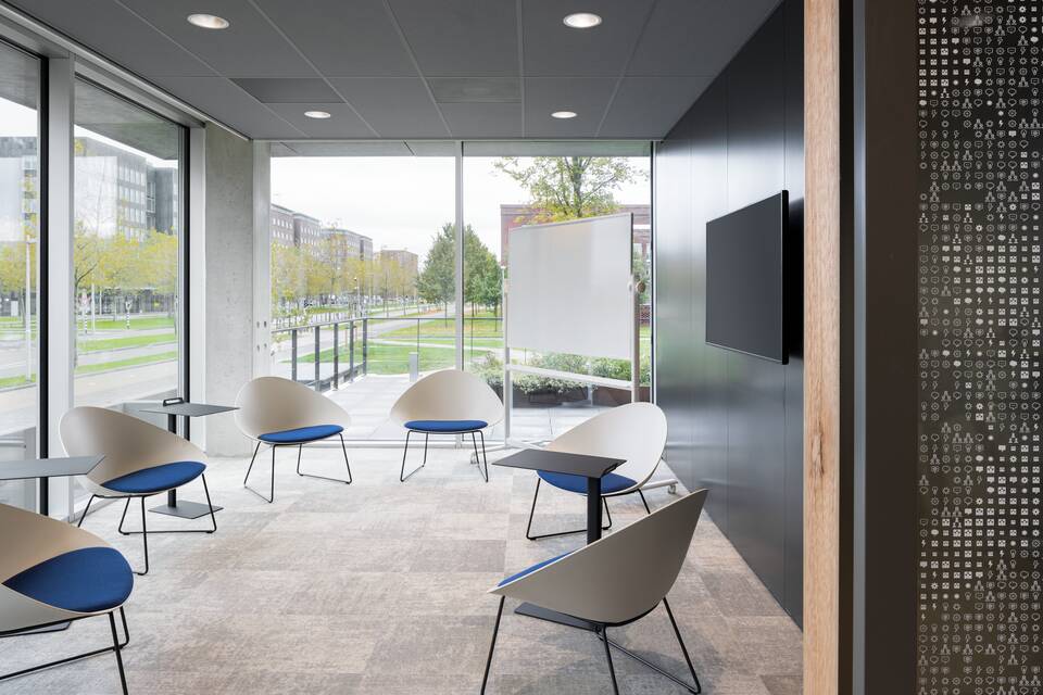 Royal Ahrend office project interior view of NVM in Utrecht SP06