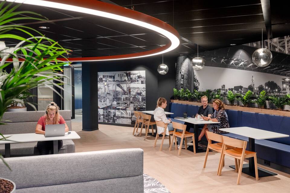 945e4be89adfef23a4a75d12e5ec8515