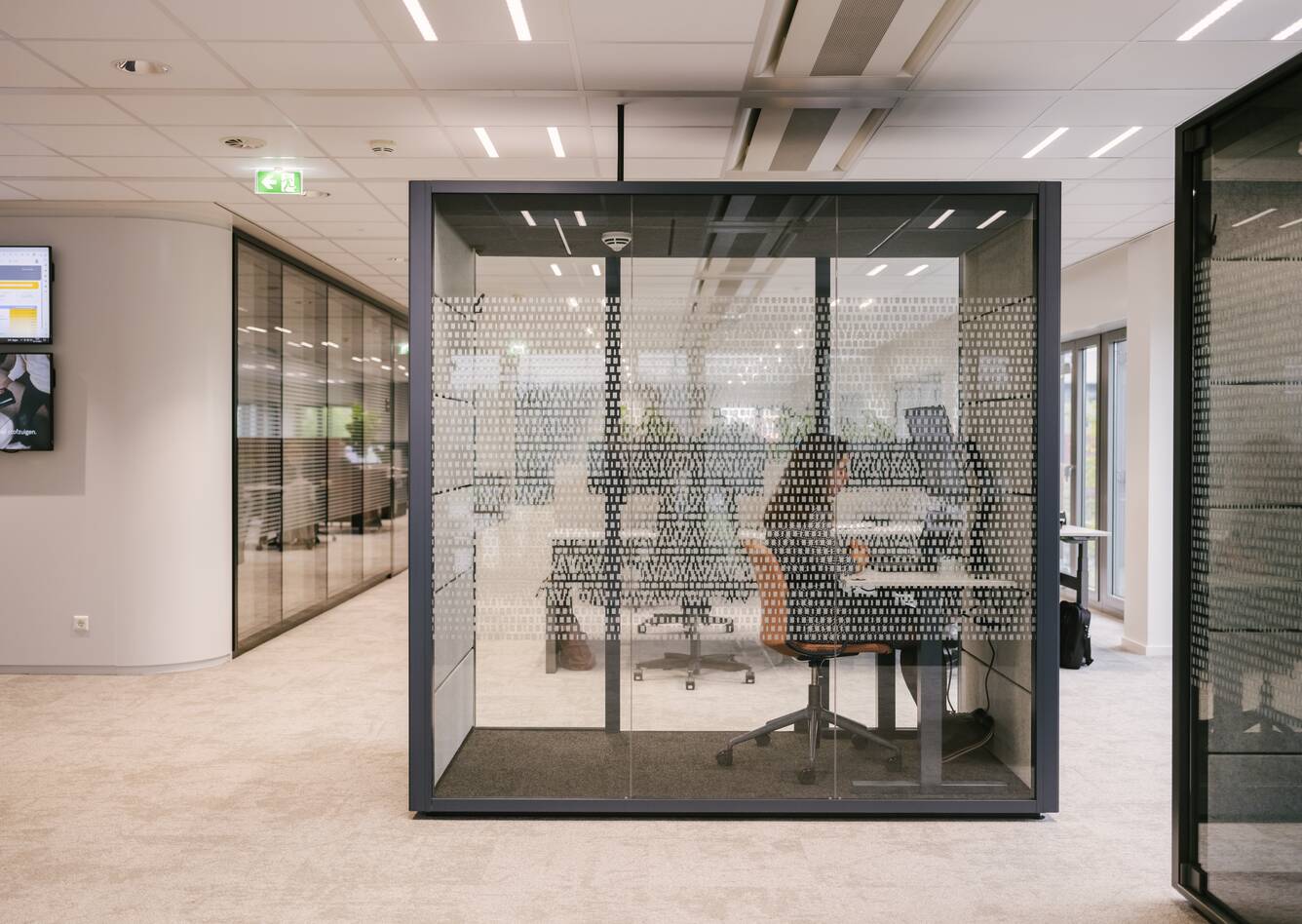Royal Ahrend office project interior view of Miele in Vianen FP72