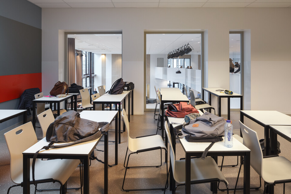 Royal Ahrend education project Carmel College Salland in Raalte 07