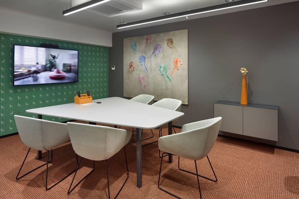 Royal Ahrend interior view of Inspiration Centre in Prague 16