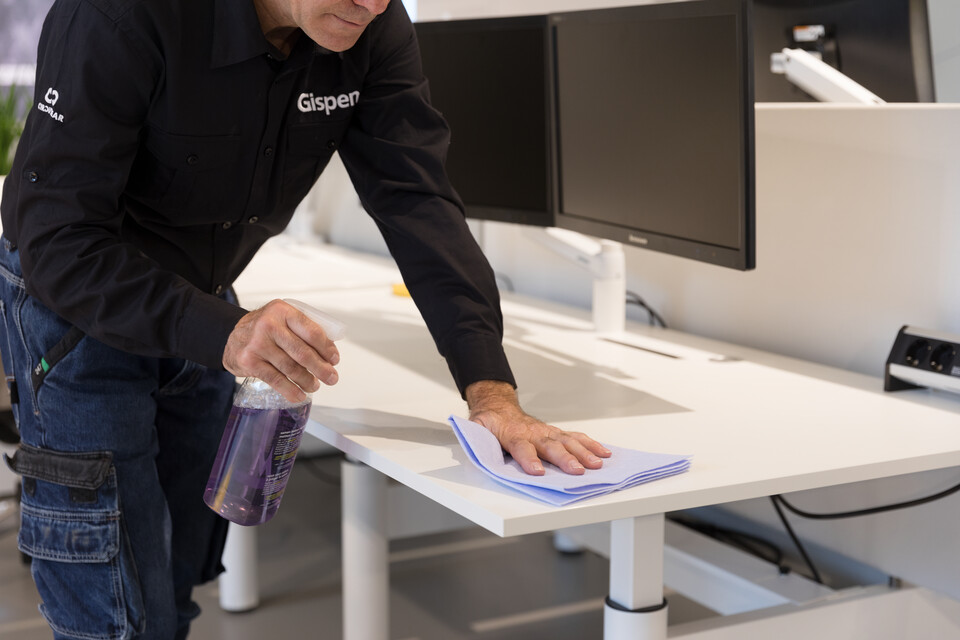 Gispen service Cleaning work environment 00A6905