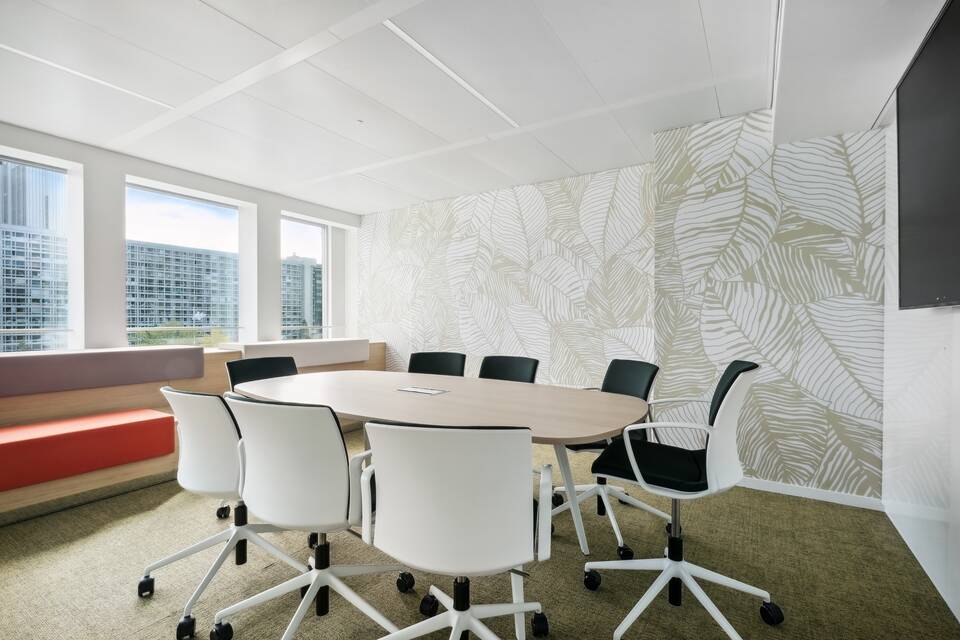 Royal Ahrend office project interior view of MGEN in Paris 21