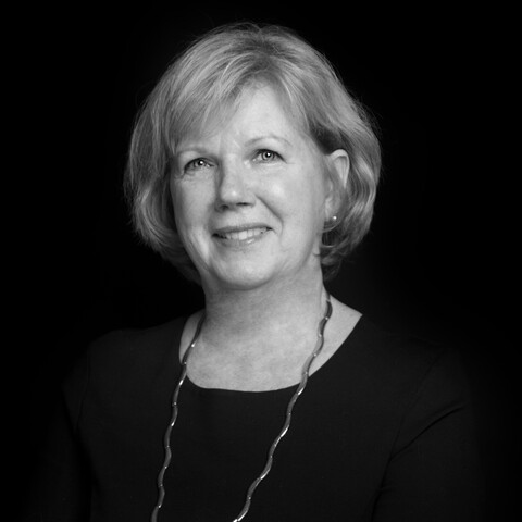Petra Bart   squarem