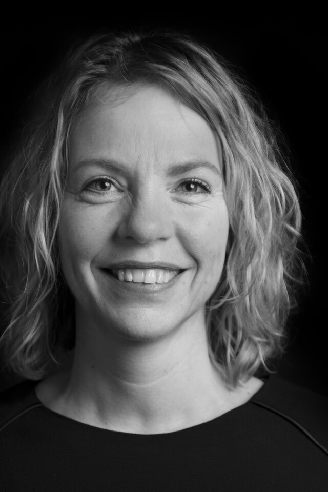 black and white portrait of Carola van de Bilt