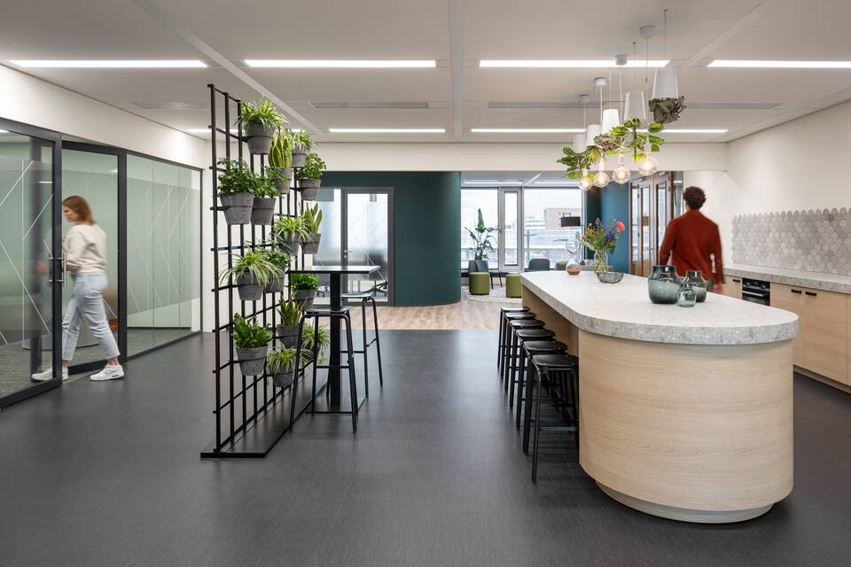 Royal Ahrend office project interior view of Kyndryl in Hoofddorp SP08