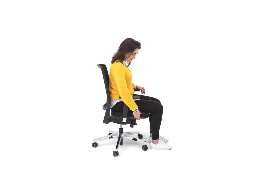 Gispen Zinn Office chair in black animation still 013 left side view