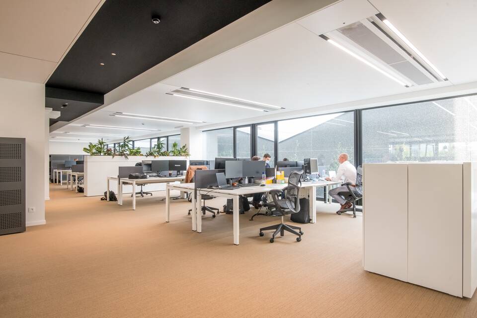Royal Ahrend office project interior view of EEG in Gullegem SC0127