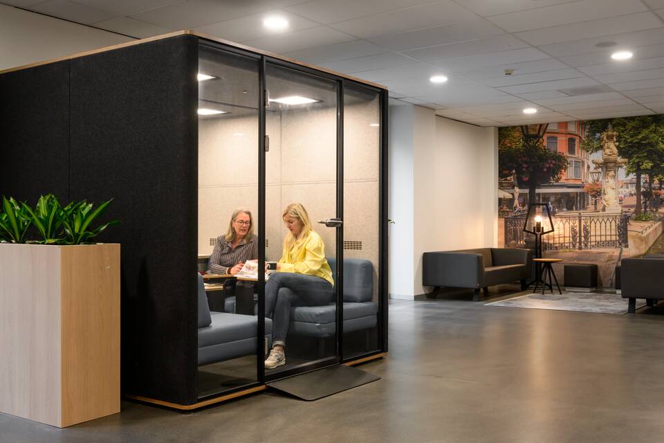Gispen education project interrior view of University of Applied Sciences Leiden in Leiden MB13