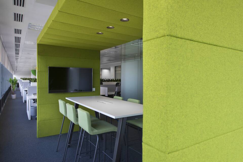 Royal Ahrend office project interior view of Huawei in Bucharest LV038