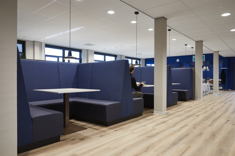 Gispen education project Rijn Ijssel in Wageningen 191205 0007