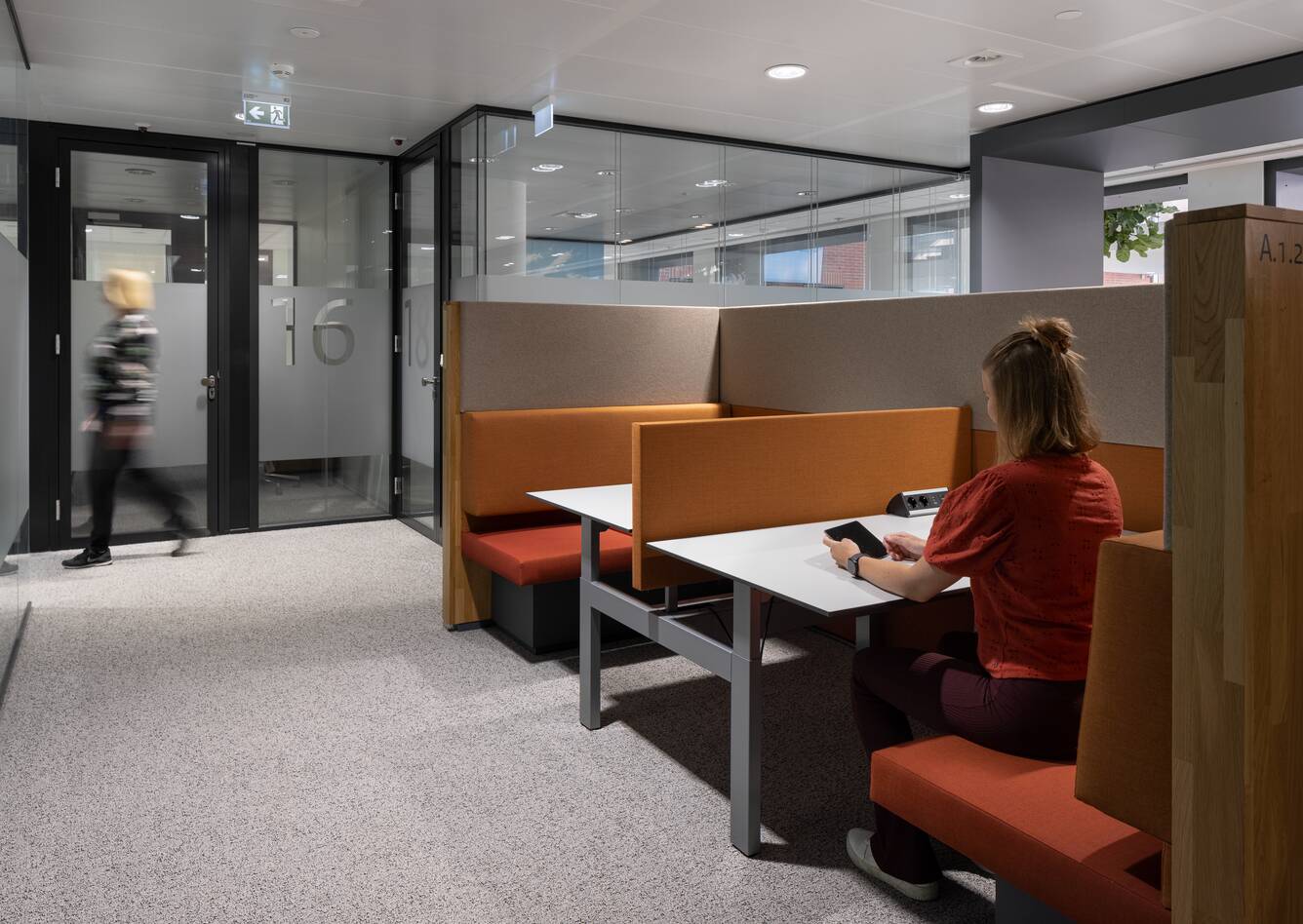 Ahrend government project interior view of government offices in Rotterdam SP01