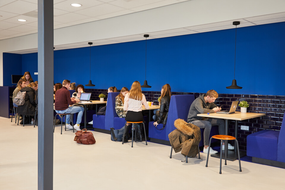 Gispen education project Rijn Ijssel in Wageningen 191205 030