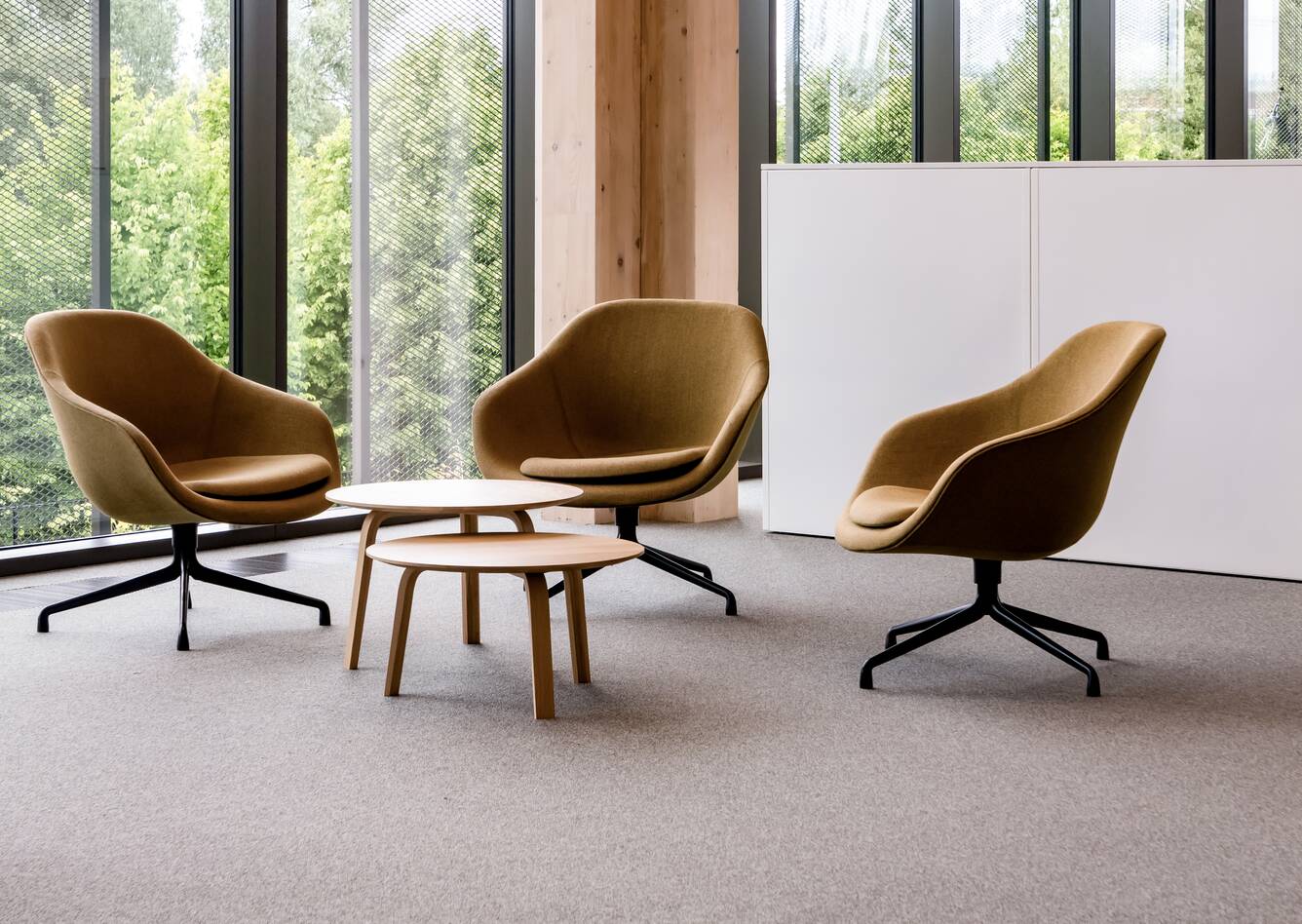 Royal Ahrend office project interior view of Van Laere in Zwijndrecht MLV552
