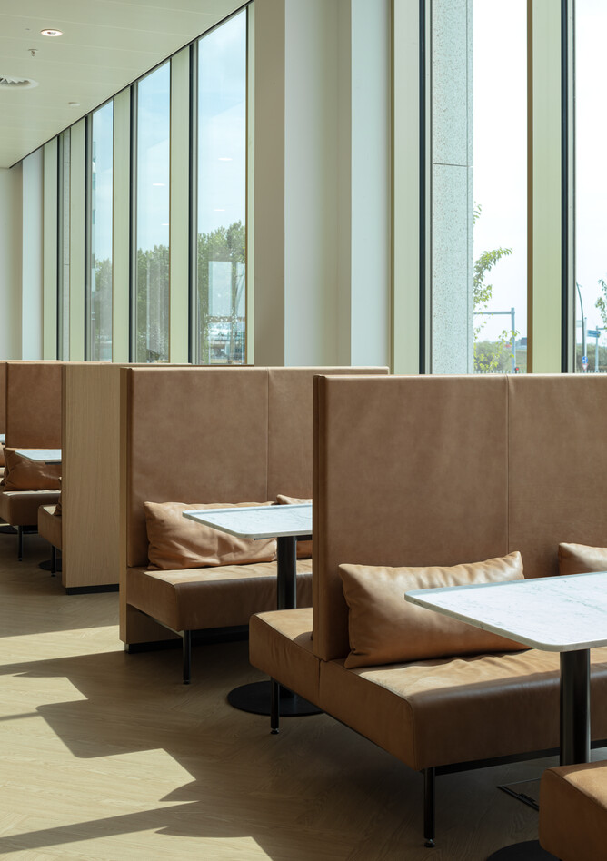 Royal Ahrend office project Danone in Hoofddorp 10