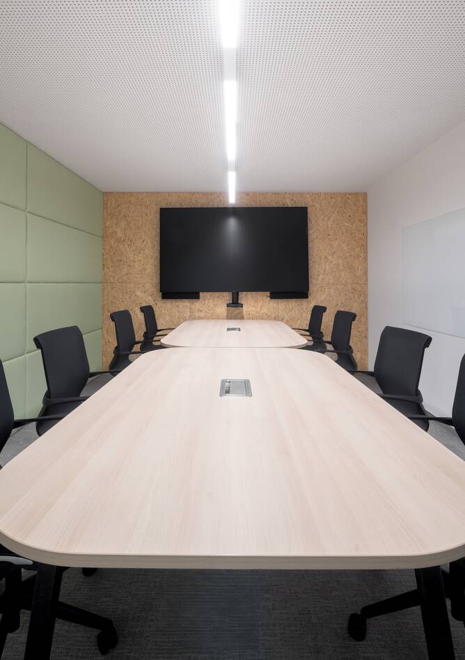 Royal Ahrend office project interior view MSF Shared IT Service Center in Prague TD11