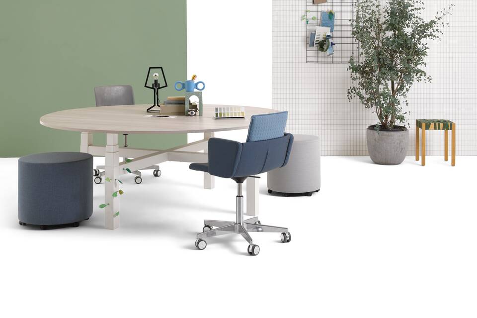 Triennial Work   squarexxl