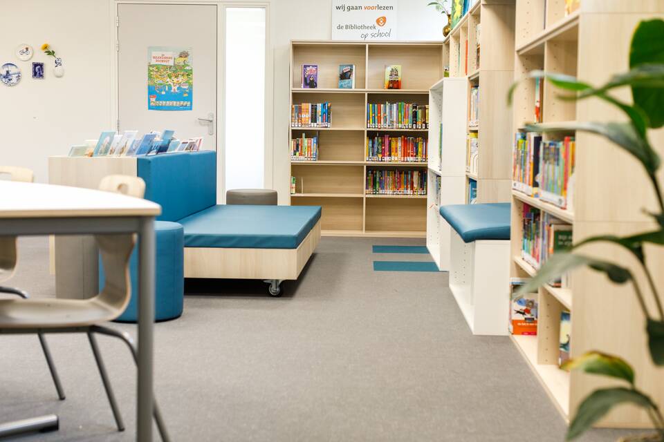 Gispen education project interior view of primary school SMDB Notter Zuna in Notter KF0698