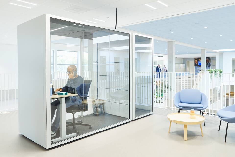 Gispen education project interior view of ROC Mondrian in The Hague DZK10911