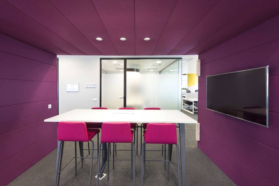 Royal Ahrend office project interior view of Huawei in Bucharest LV015