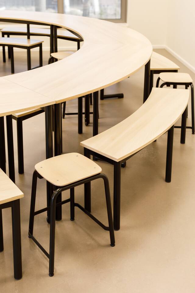 Gispen education project interior view of primary school IKC Muiderkring in Muiden KF2611