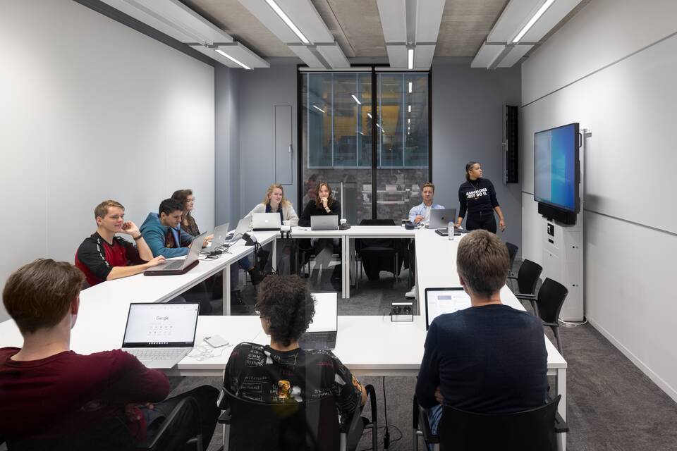 Ahrend education project interior view of Vrije Universtiteit Amsterdam in Amsterdam 01