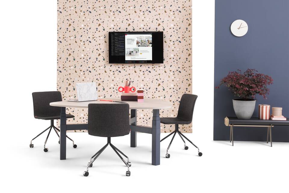 Gispen TMNL Agile 3 leg table in blue with grey beech tabletop with black NOMI work chairs and backpanels front right view