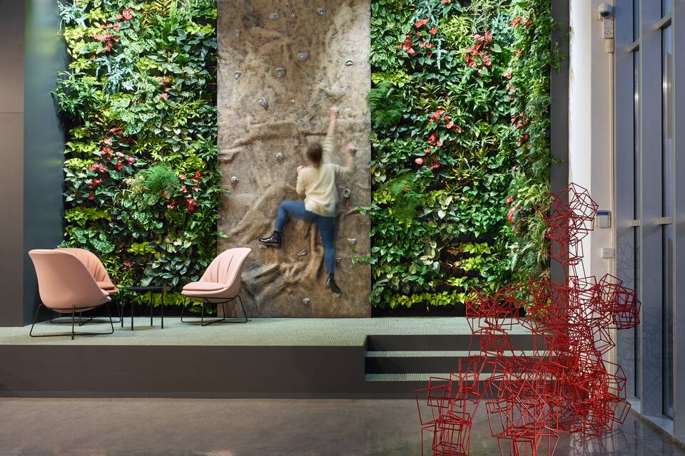 Royal Ahrend interior view of Inspiration Centre in Prague 24