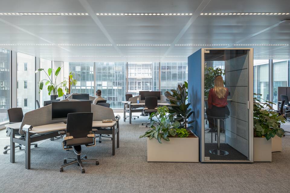 Royal Ahrend office project interior view of Tower Ten in Amsterdam SP10