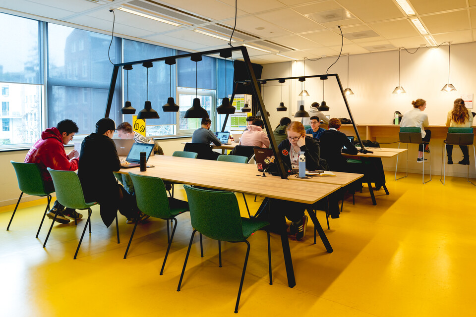 Gispen education project Amsterdam University of Applied Sciences in Amsterdam CTH7604