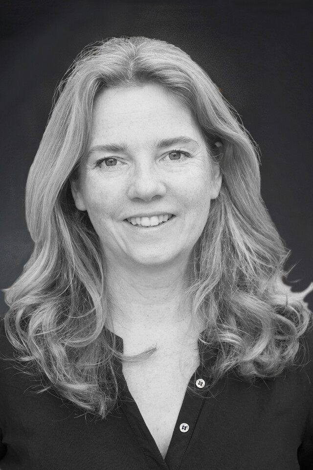 black and white portrait of Marieke Kamperman 