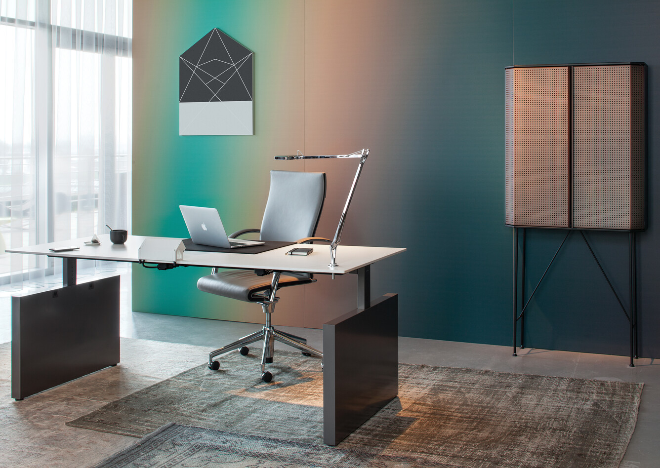 Balance, 350 Royal Ahrend Showroom in Sint Oedenrode 12