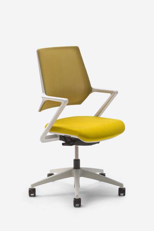 Gispen ZINN Multi chair on grey background front left view