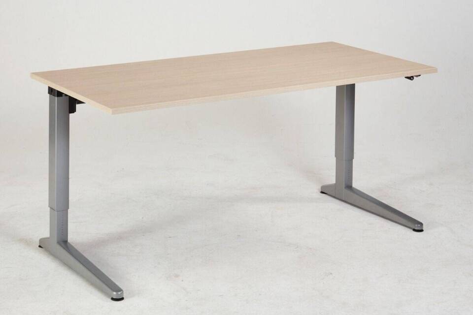 Four_Two Four_Two bureau HV