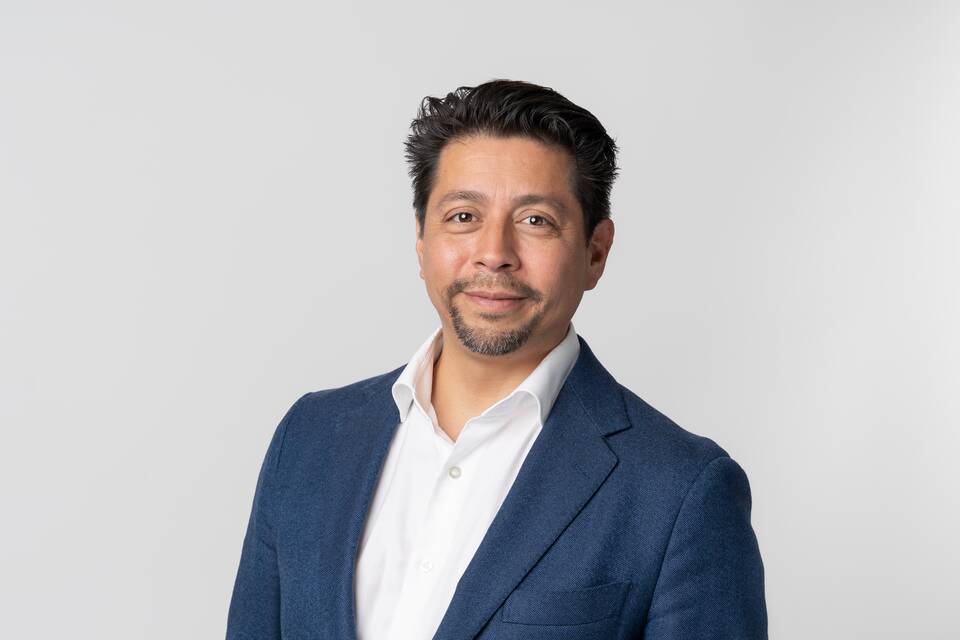 Colour portrait of Arnoud Vlieger