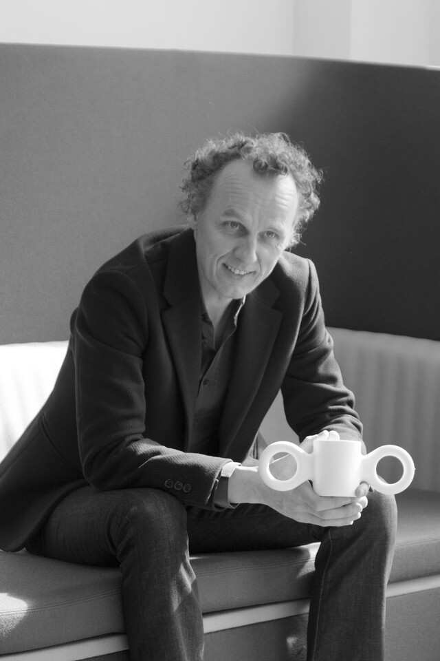 portrait of Richard Hutten